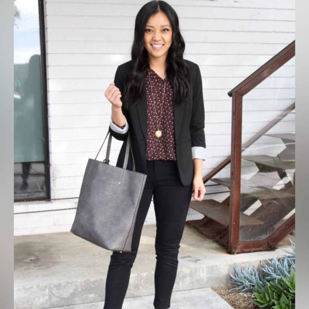 9. 🛍️Shop the Look - includes outift pieces and accessories!
